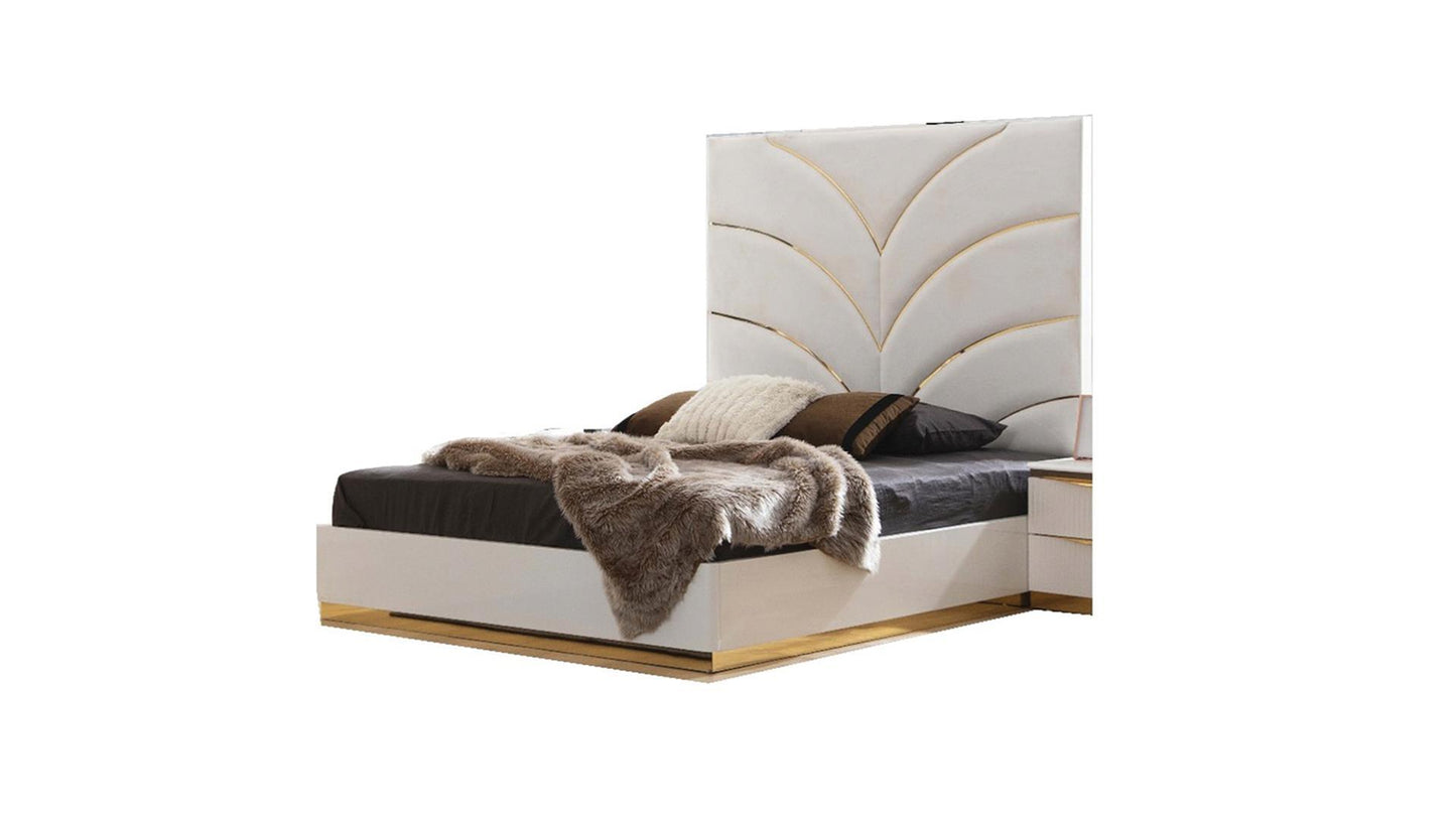 Laura - King Bed