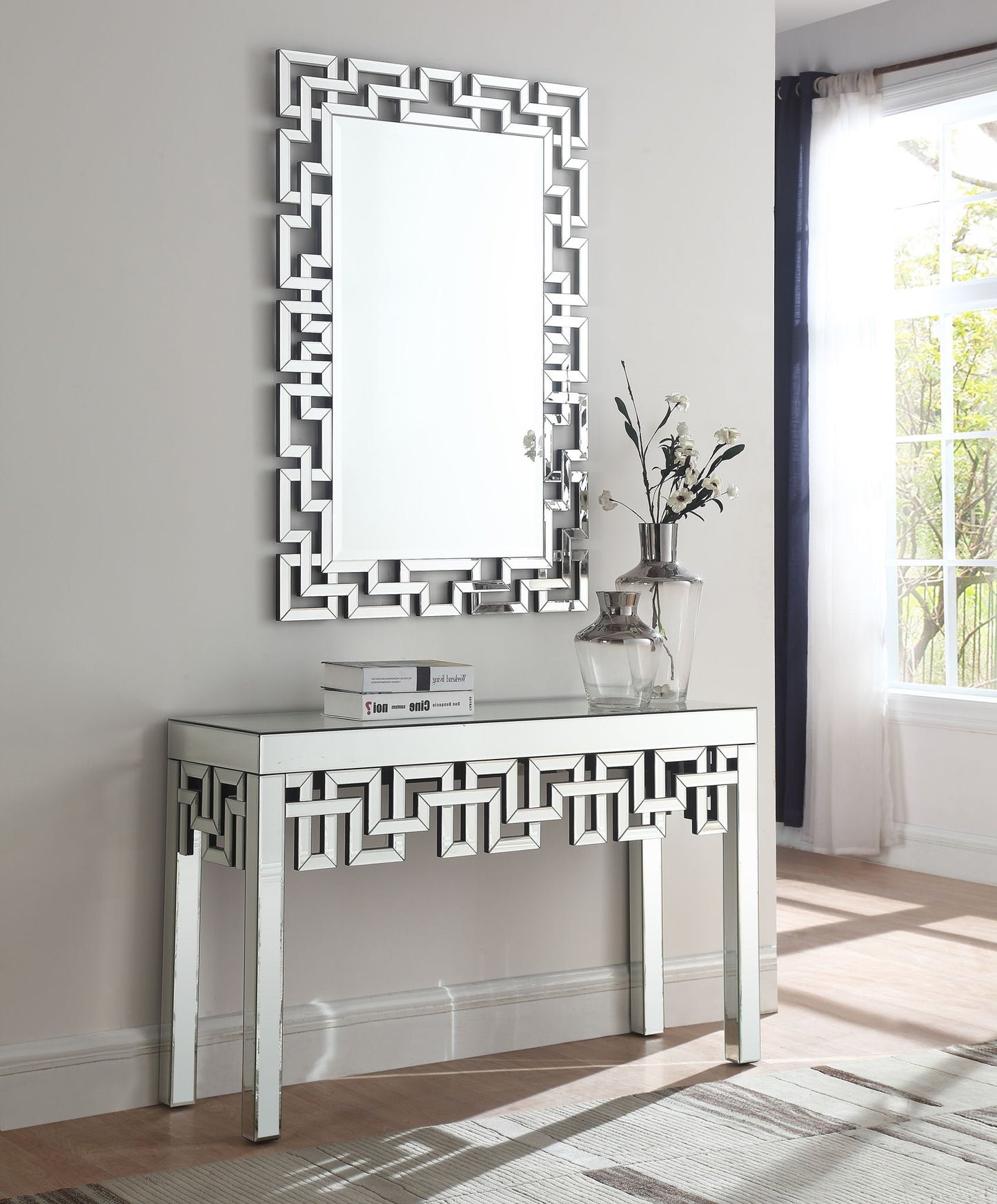 Aria - Table