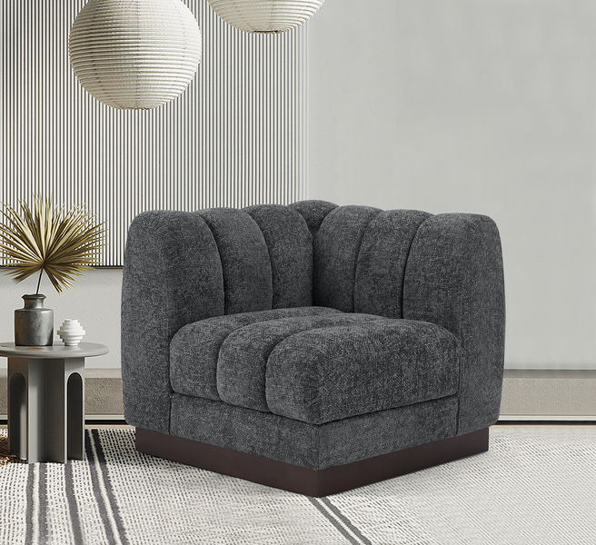 Quinn - Corner Chair