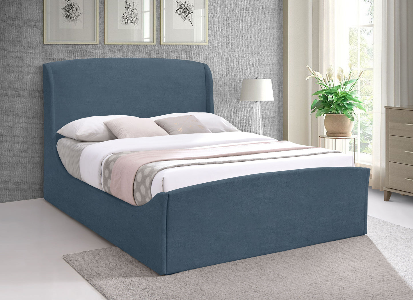 Tess - Bed