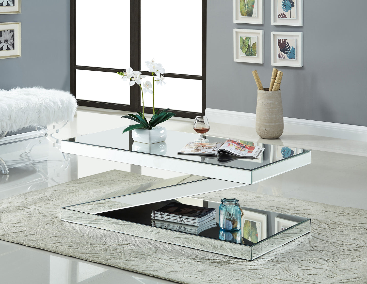 Zee - Table