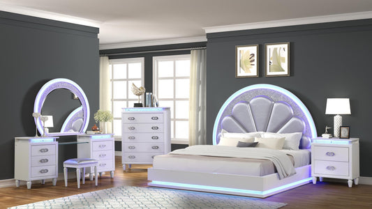 Perla w/ Vanity - King 4 Piece Bedroom Set