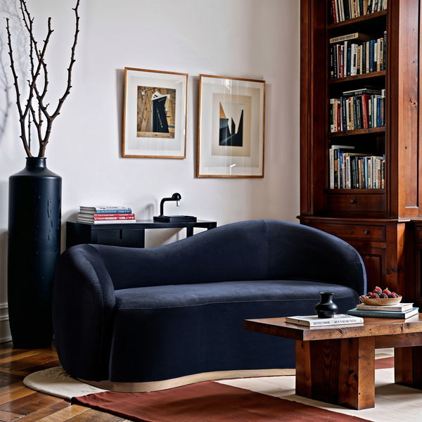 Gustavo - Velvet Upholstered Loveseat