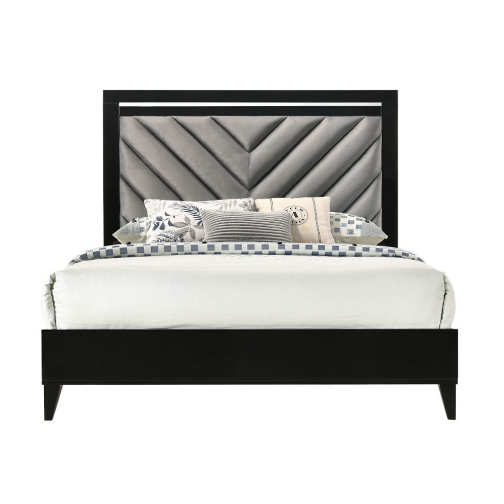 Chelsie - Bed
