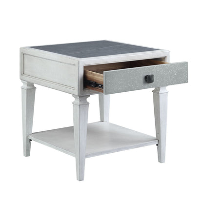 Katia - Table